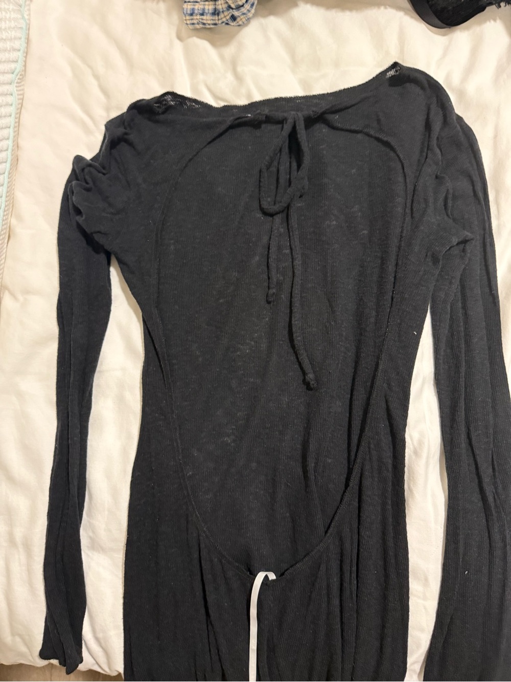 ARE YOU AM I Black Long Sleeve Backless Dress - Picture 2 of 3